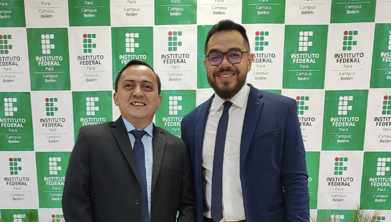 Maurício Quadros, chefe do departamento de Administração, e Abel Pojo, novo diretor-geral do IFPA campus Bragança